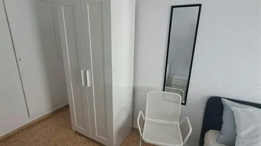 Rooms in Tavernes Blanques - photo 3