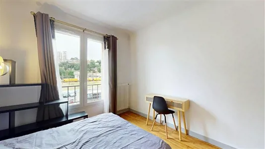 Rooms in Poitiers - photo 3