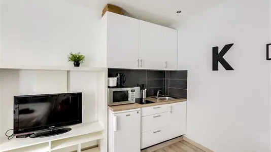 Apartments in Paris 14ème arrondissement - Montparnasse - photo 7