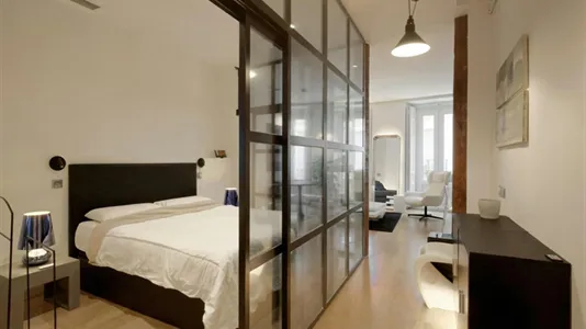Apartments in Madrid Centro - photo 2