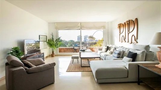 Apartments in Cornellà de Llobregat - photo 7