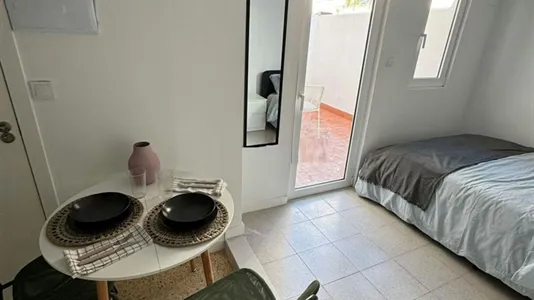 Rooms in Tavernes Blanques - photo 4