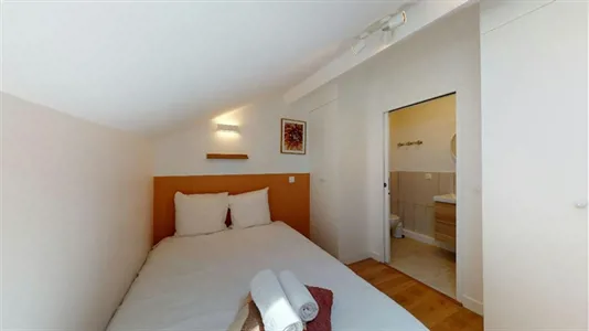 Rooms in Bobigny - photo 2