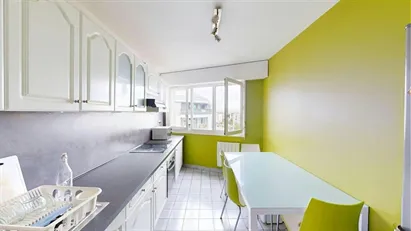 Room for rent in Saint-Julien-en-Genevois, Auvergne-Rhône-Alpes