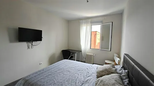 Rooms in Coslada - photo 4