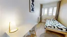 Room for rent, Orléans, Centre-Val de Loire, &lt;span class=&quot;blurred street&quot; onclick=&quot;ProcessAdRequest(13827053)&quot;&gt;&lt;span class=&quot;hint&quot;&gt;See streetname&lt;/span&gt;[xxxxxxxxxxxxx]&lt;/span&gt;