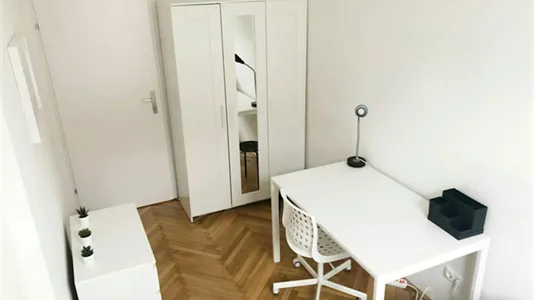 Rooms in Vienna Favoriten - photo 4