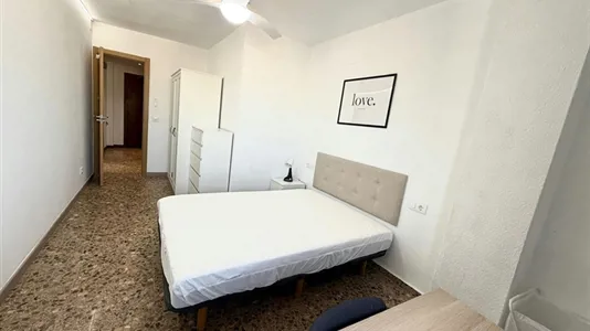 Rooms in Valencia L'Eixample - photo 3