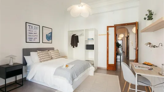 Rooms in Valencia Extramurs - photo 5