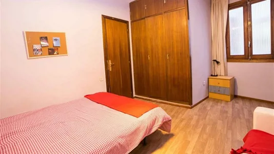 Rooms in Valencia Ciutat Vella - photo 2