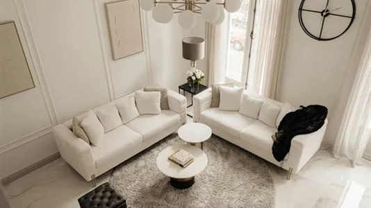 Apartments in Amsterdam Oud-Zuid - photo 1