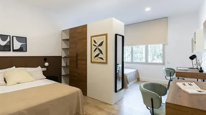 Room for rent in Barcelona Sarrià-St. Gervasi, Barcelona