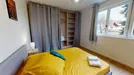 Room for rent, Lyon, Auvergne-Rhône-Alpes, &lt;span class=&quot;blurred street&quot; onclick=&quot;ProcessAdRequest(9649103)&quot;&gt;&lt;span class=&quot;hint&quot;&gt;See streetname&lt;/span&gt;[xxxxxxxxxxxxx]&lt;/span&gt;