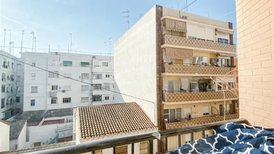 Rooms in el Camí de Vera - photo 10