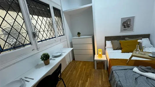 Rooms in Madrid Salamanca - photo 8