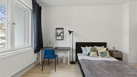 Rooms in Berlin Neukölln - photo 1