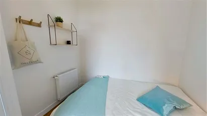 Room for rent in Nanterre, Île-de-France