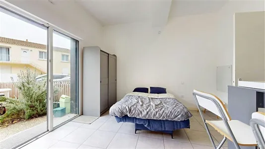 Apartments in La Rochelle - photo 4