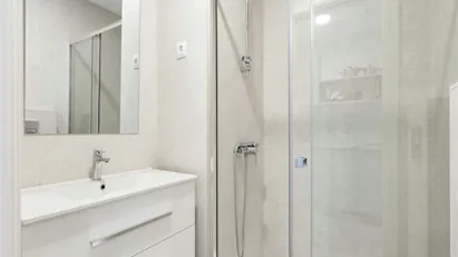 Room for rent in Madrid Fuencarral-El Pardo, Madrid