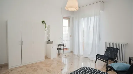 Rooms in Florence - photo 3