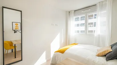 Room for rent in Cañada Real de la Galiana, Comunidad de Madrid