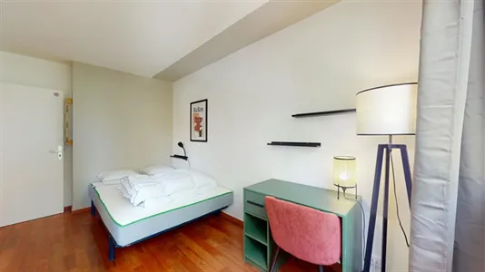 Rooms in L'Haÿ-les-Roses - photo 3