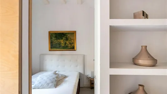 Apartments in Barcelona Ciutat Vella - photo 10