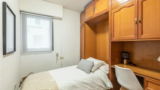 Rooms in Valencia Ciutat Vella - photo 1