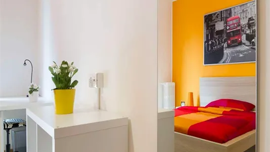 Rooms in Milano Zona 5 - Vigentino, Chiaravalle, Gratosoglio - photo 1