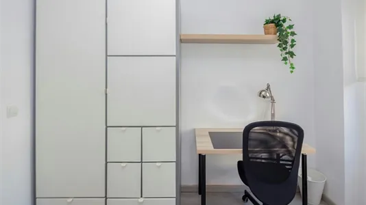 Rooms in Valencia Camins al Grau - photo 4