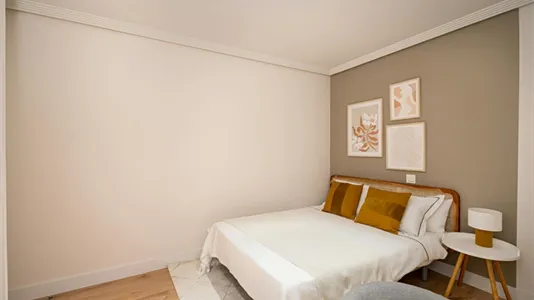Rooms in Madrid Chamartín - photo 2