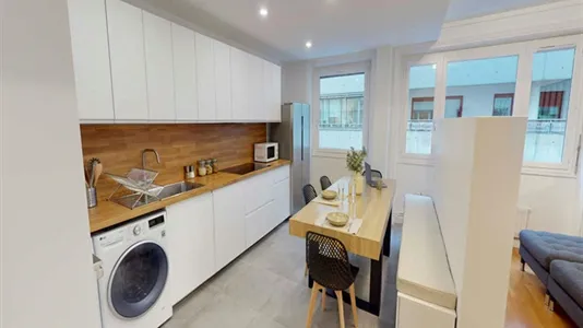 Rooms in Lyon - photo 9