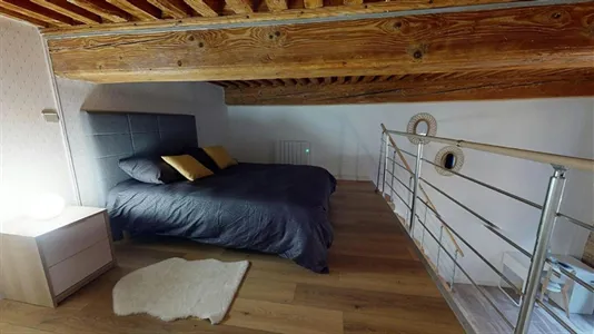 Apartments in Lyon - photo 4