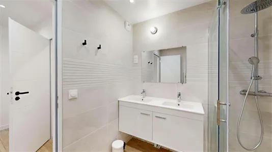 Rooms in L'Haÿ-les-Roses - photo 6