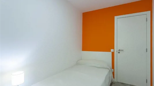 Rooms in Burjassot - photo 1