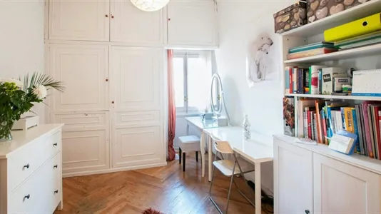 Rooms in Madrid Centro - photo 5