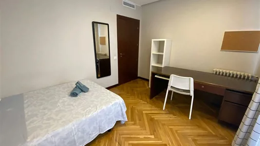 Rooms in Barcelona Sarrià-St. Gervasi - photo 2