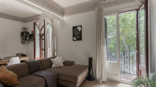 Apartments in Barcelona Eixample - photo 3