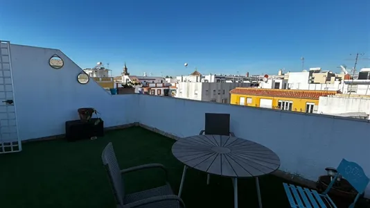 Apartments in El Fontanal - photo 1