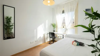 Room for rent in El Encinar de los Reyes, Comunidad de Madrid