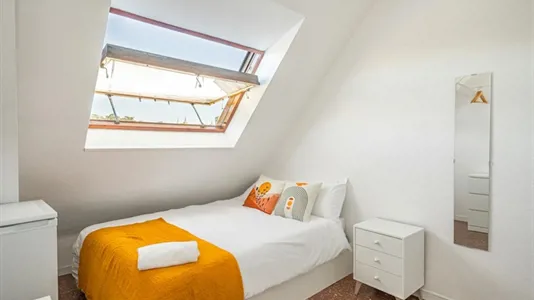 Rooms in Madrid Moncloa-Aravaca - photo 1