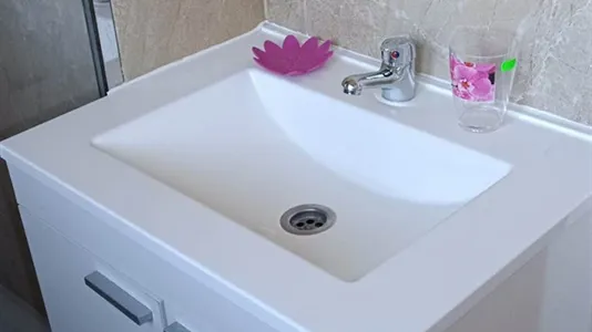 Rooms in Madrid Ciudad Lineal - photo 5