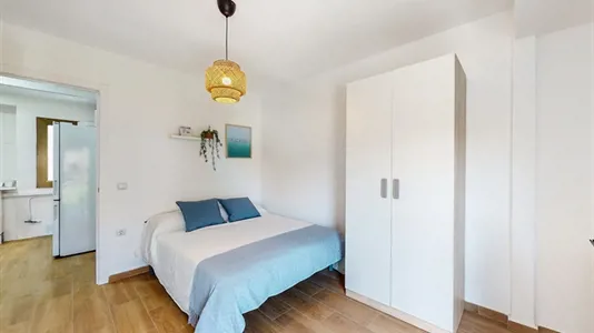 Rooms in Valencia Camins al Grau - photo 3