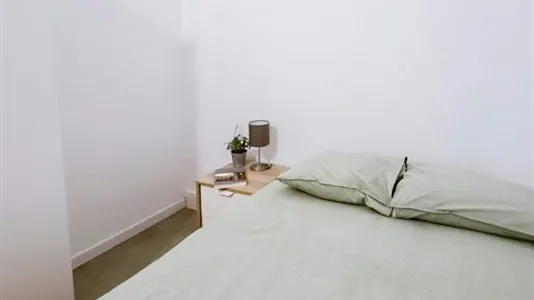 Rooms in Valencia Ciutat Vella - photo 1