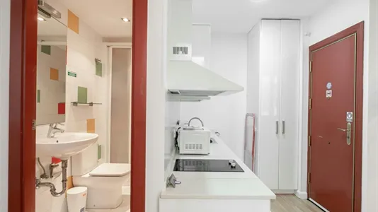 Apartments in Barcelona Ciutat Vella - photo 7