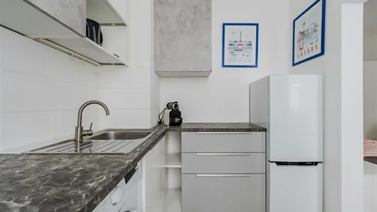 Apartments in Berlin Mitte - photo 2