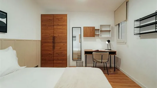Rooms in Barcelona Sarrià-St. Gervasi - photo 2