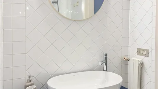 Rooms in Florence - photo 9