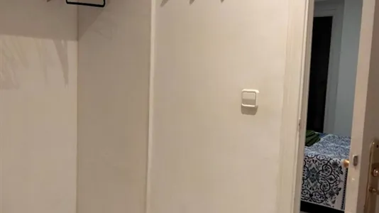 Rooms in Madrid Centro - photo 7