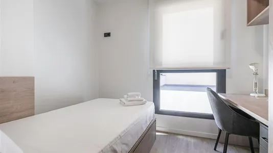 Rooms in Getafe - photo 4
